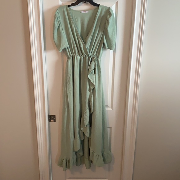 Puff sleeve dress - Picture 2 of 3